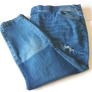 SONOMA Uniquely Designed 2-Tone Distressed Blue Jeans Plus Size 24W Short